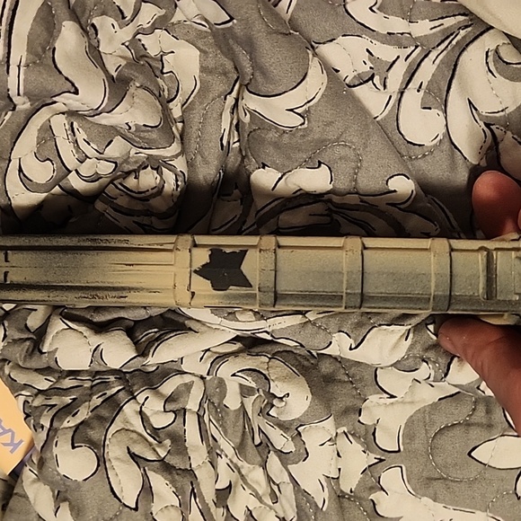 Tactical Star-Patterned Magazine - Picture 6 of 7